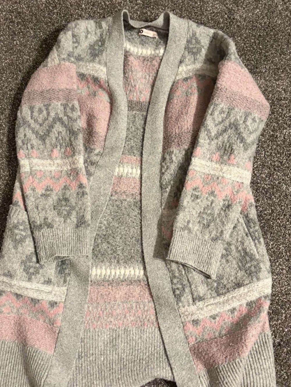 SO Long Cardigan Sweater in Gray & Pink